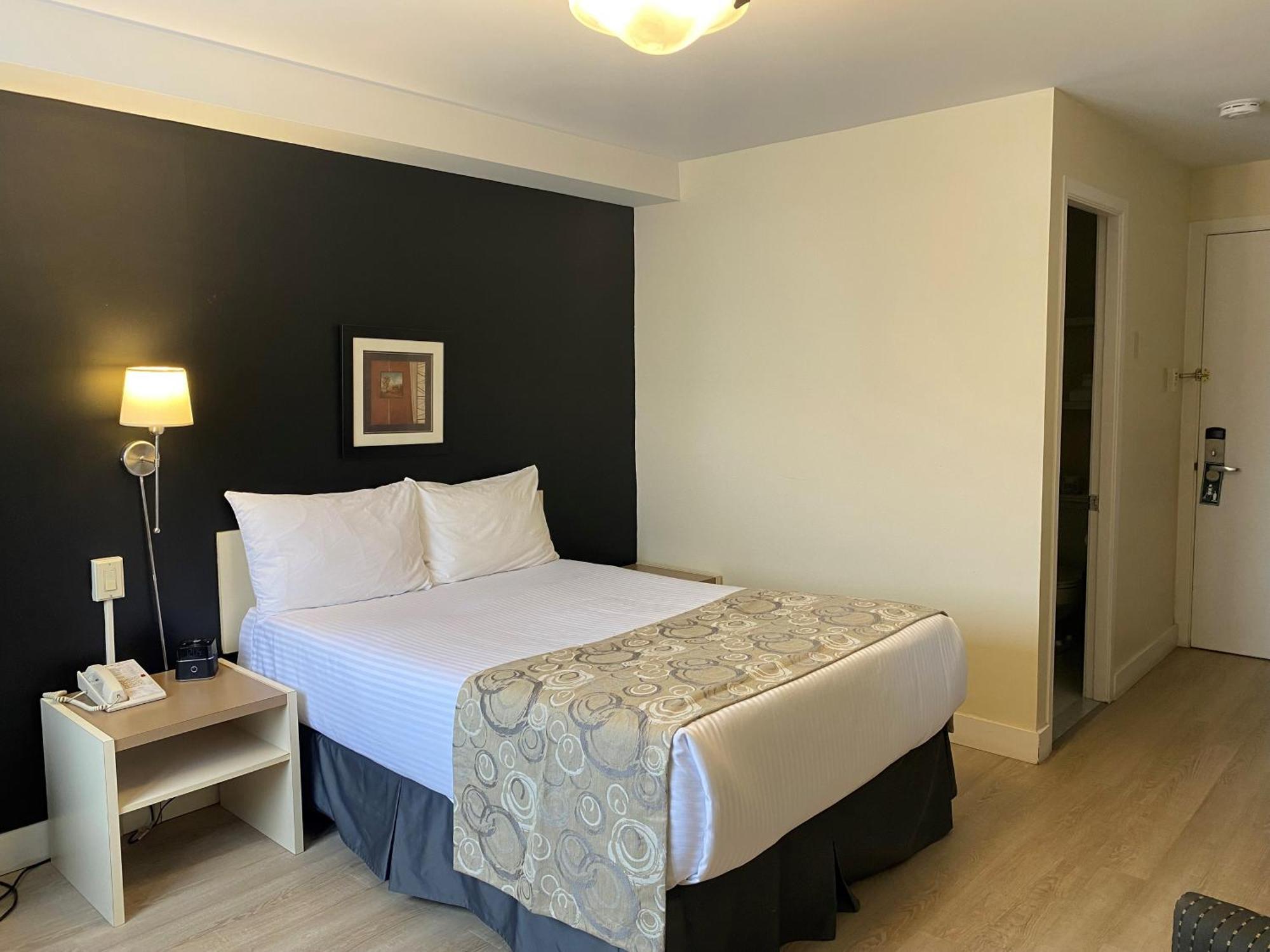 מונמאני Hotel Centre-Ville מראה חיצוני תמונה